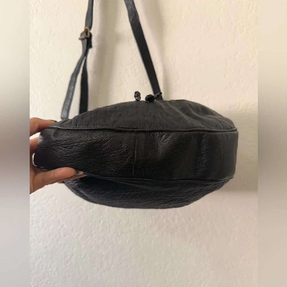 Vintage Genuine Ostrich Leather Makara - Picture 2 of 7